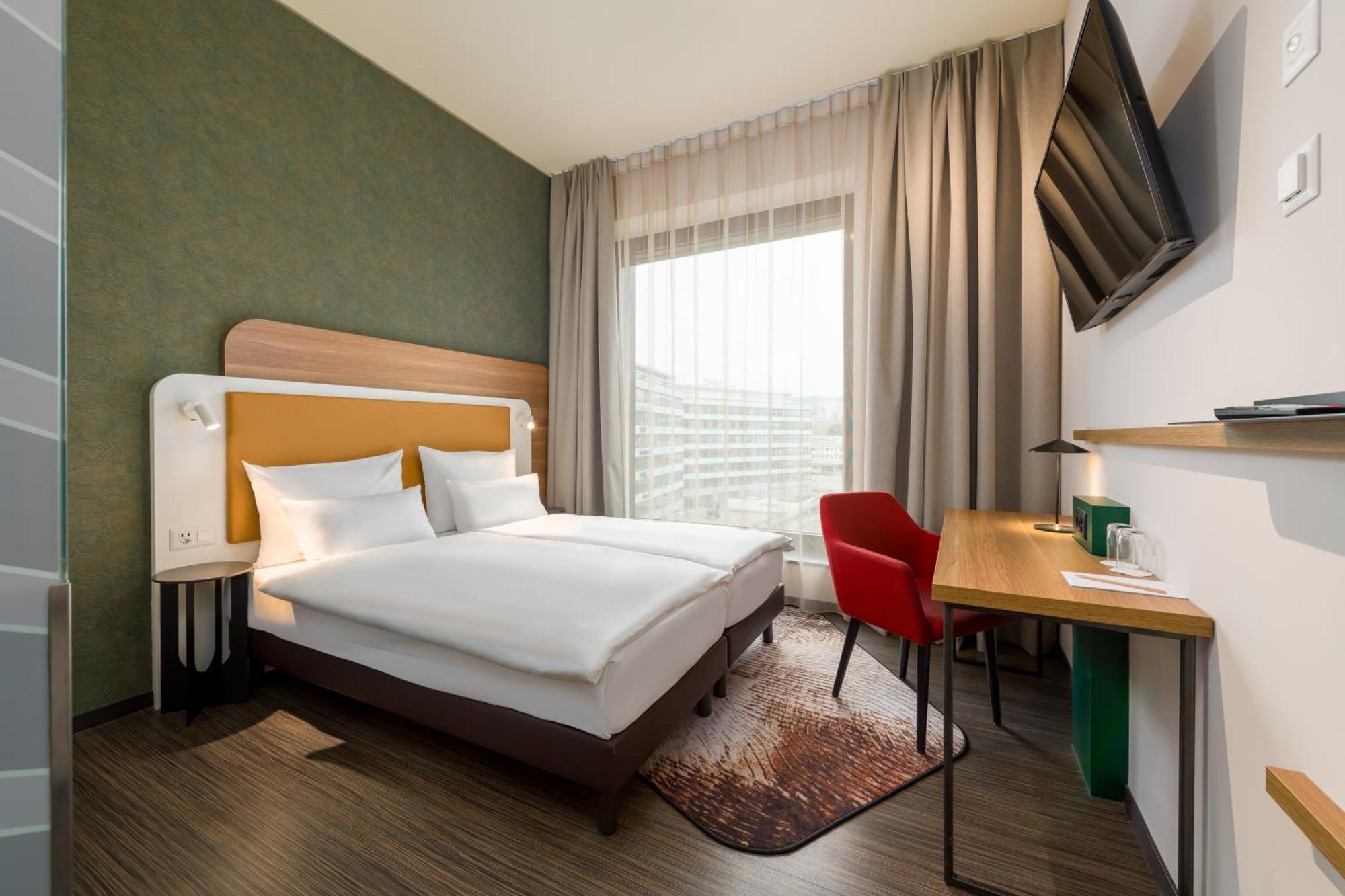 Mercure Zuerich City Room photo