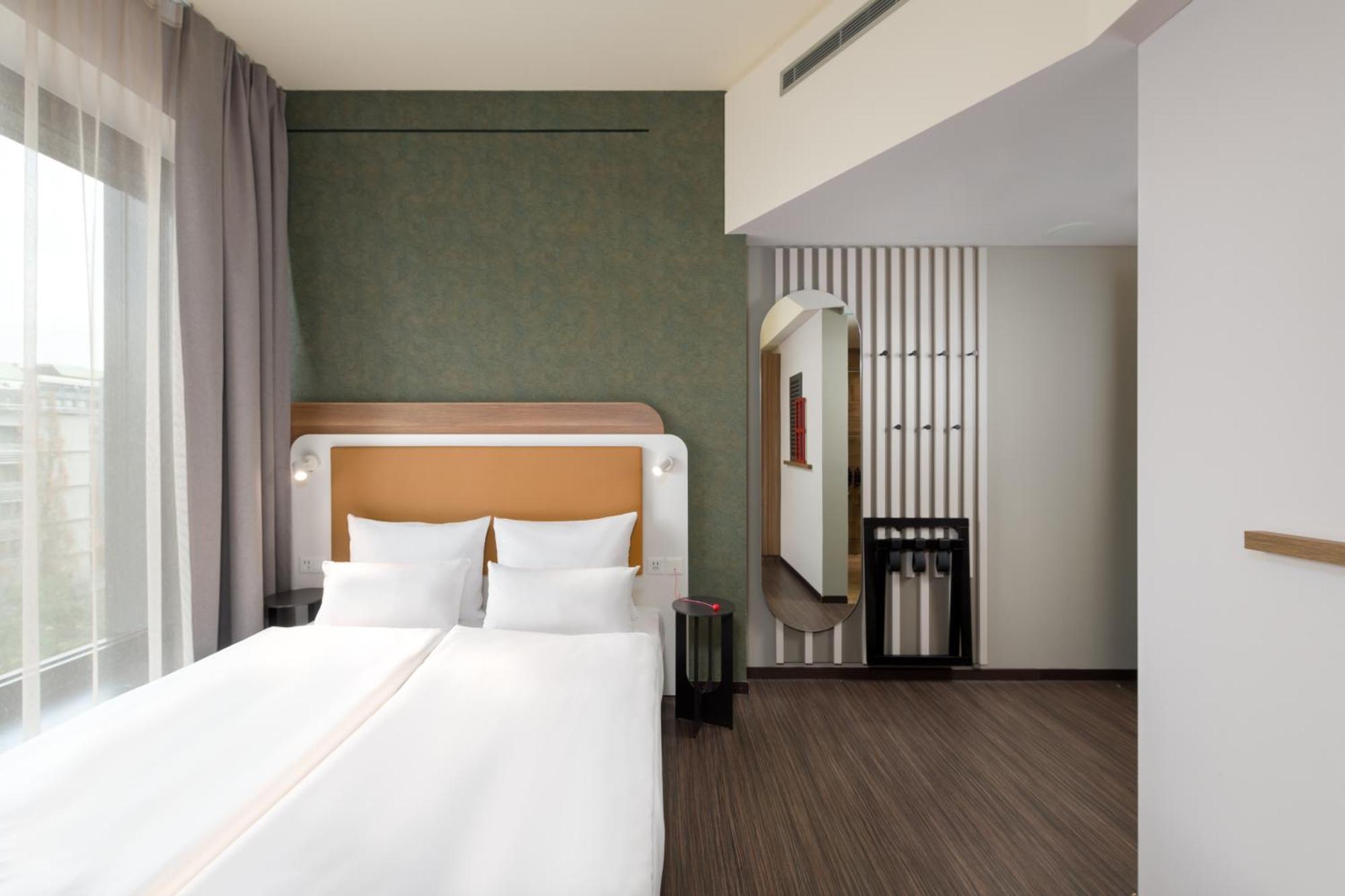 Mercure Zuerich City Room photo