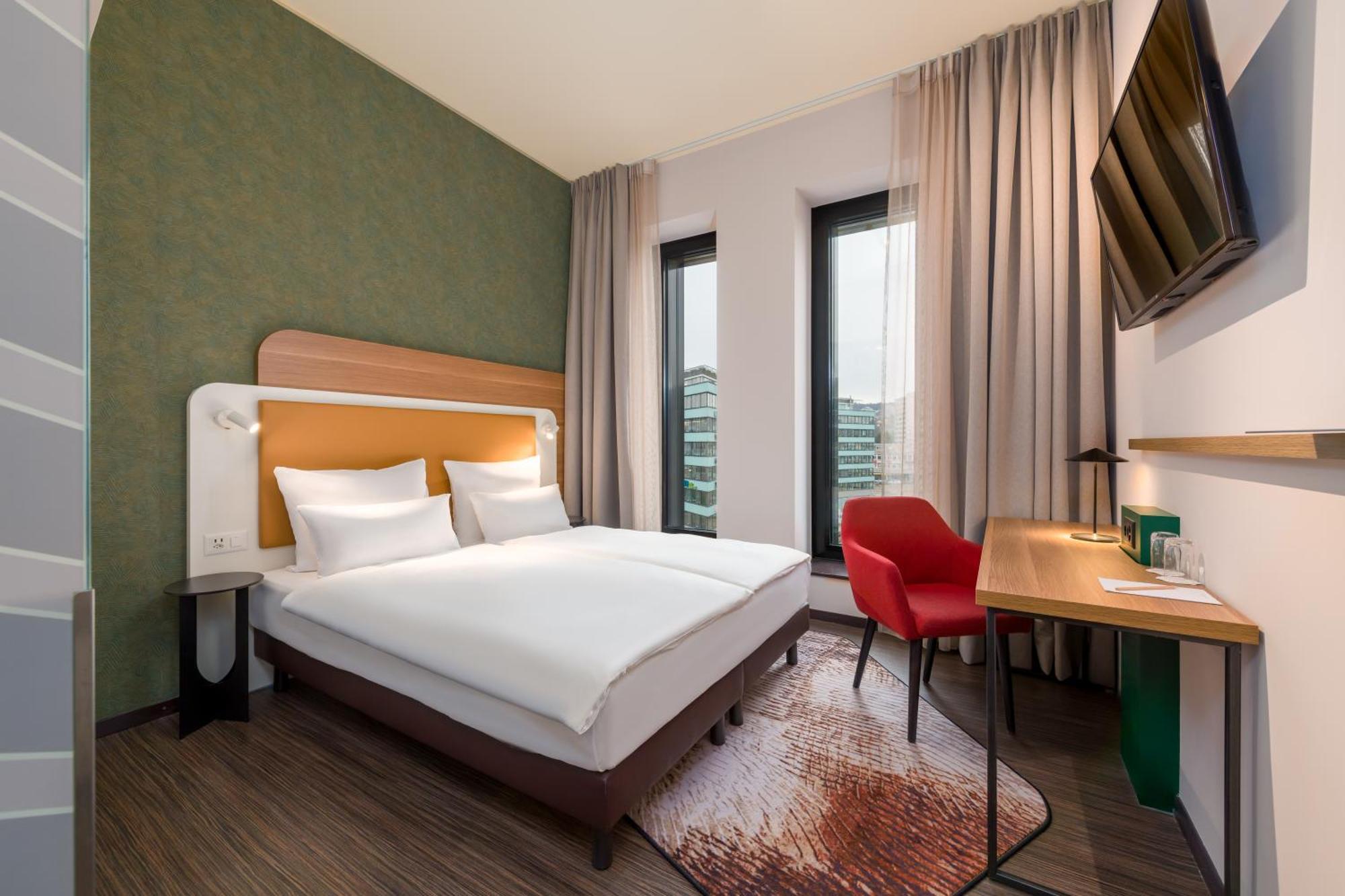 Mercure Zuerich City Room photo